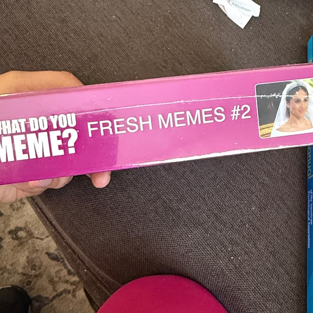 WHAT DO YOU MEME? Fresh Memes Expansion Pack 2 New Sealed - Picture 2 of 3